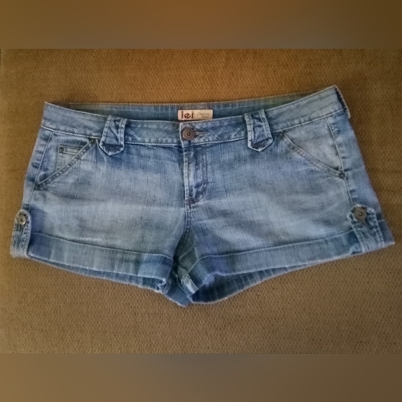 I.E.I. CHELSEA LOWRISE DENIM SHORTS / BUTTONON WAIST / ZIP-UP CROTCH - Picture 1 of 4